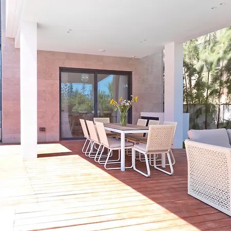 Tivoli Square Villas Villa