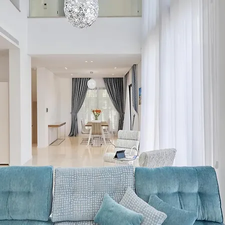 Tivoli Square Villas Villa
