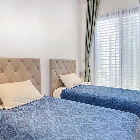 Tivoli Square Villas Villa